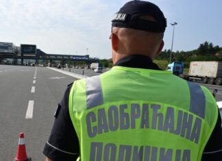 Srbija snizila starosnu granicu za profesionalne vozače